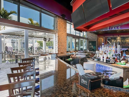 Inside Sicilian Oven West Delray