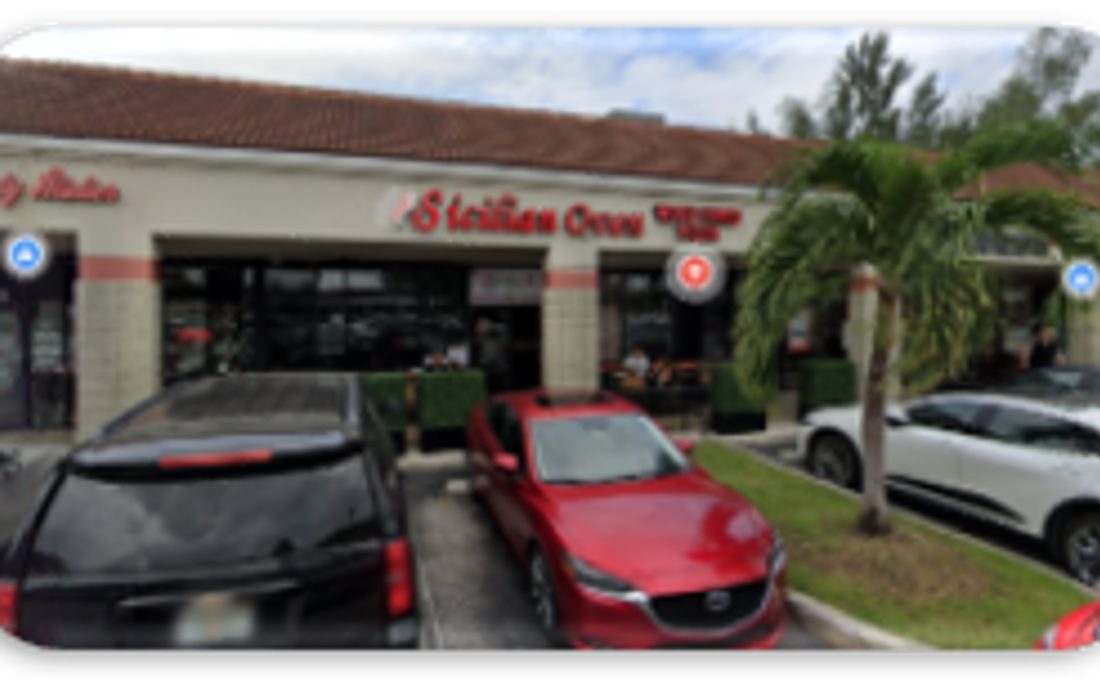 Sicilian Oven Aventura restaurant